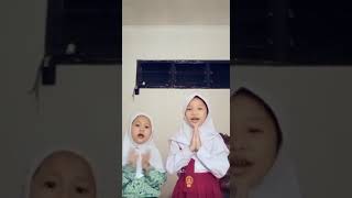 Permainan tradisional tepuk nyamuk..repotnya..😂