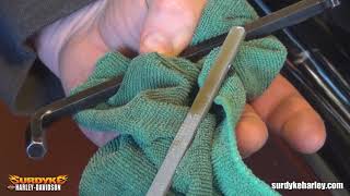 Harley Davidson Checking Fluid Levels screenshot 4