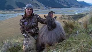 Universal Huntress Tv Season 3 Pursuit Channel Teaser