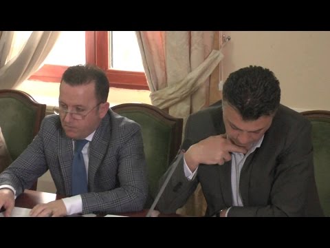 Video: Cila është një mënyrë se si presidenti kontrollon Gjykatën e Lartë?