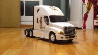 Tamiya Freightliner Cascadia Evolution 
