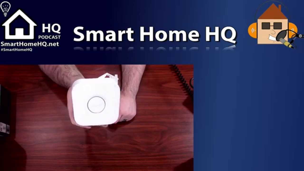 SmartHomeHQ - Philips Hue v2 Hub un-boxing