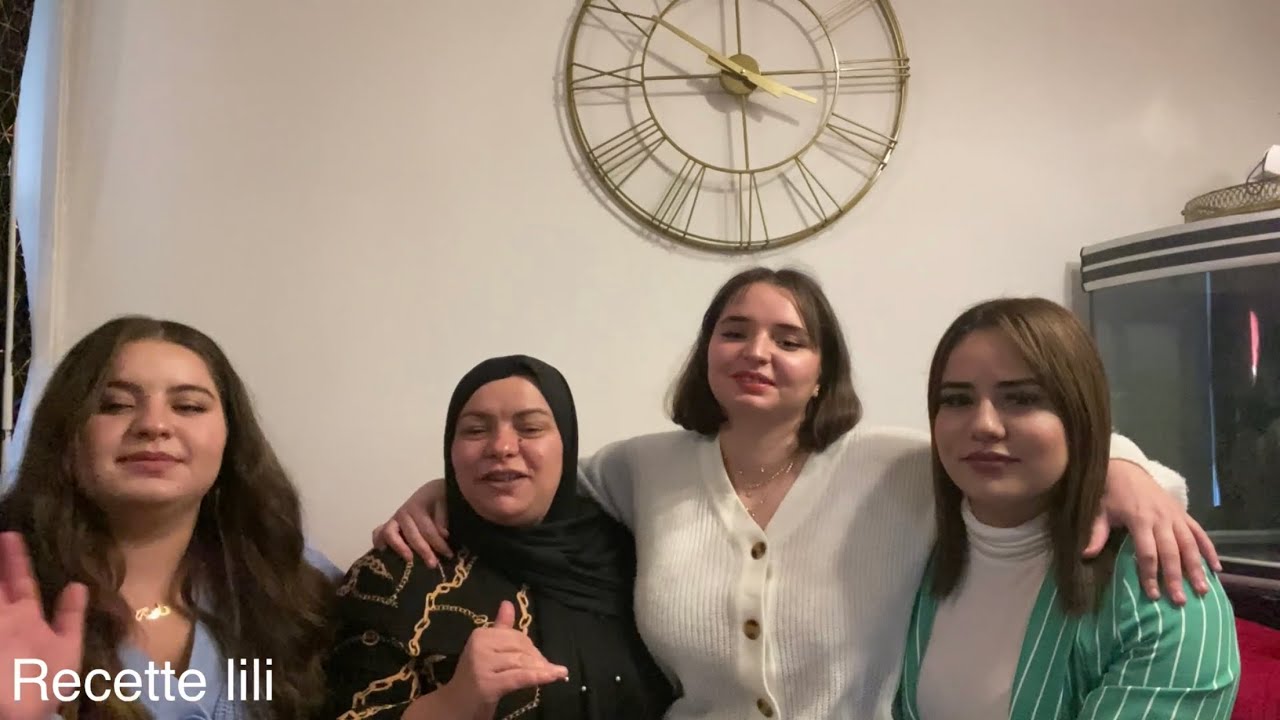 تعرفوا عليا اكتر شكون لي يعرفني مليح من بناتي نور او فادية🤔