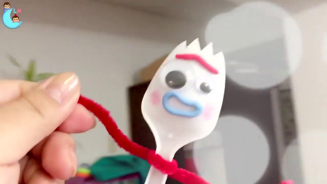 How To Make Your Own Forky From Toy Story 4 in about 10 Minutes 