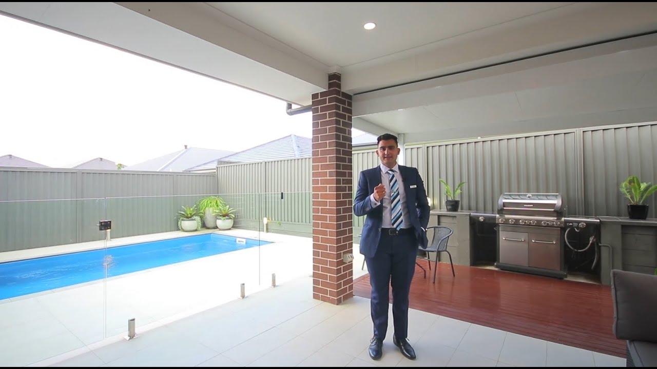 Video Tour 25 Calder Street, Schofields YouTube