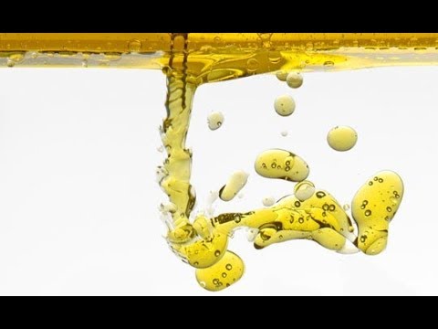 Química do dia dia: coloquei óleo na água para cozinhar macarrão. Fiz besteira?