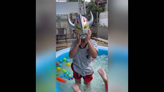 #SHORTS ANAK ULTRAMAN BERENANG DI KOLAM RENANG KARET