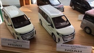 カラー サンプル トヨタ ノア（NOAH）の紹介 - YouTube
