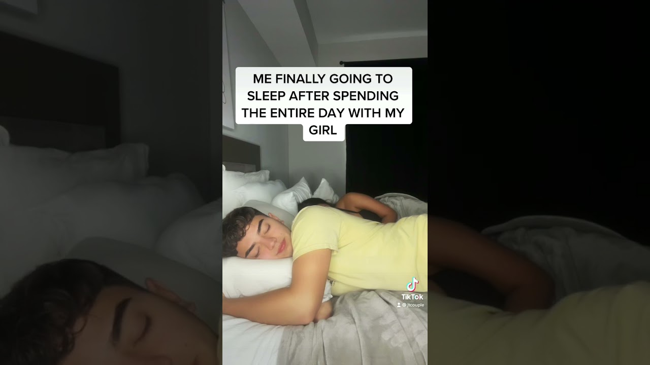 WHEN YOUR GIRLFRIEND ASK YOU A DUMB QUESTION 