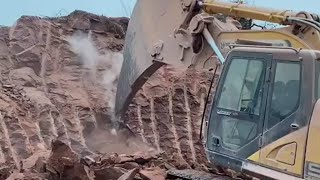 New Excavator Rock Ripper