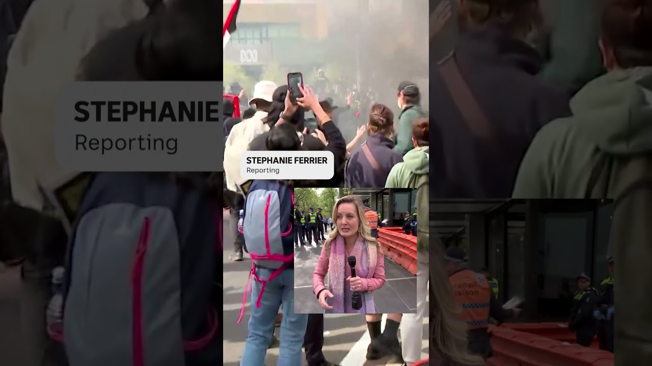 Thousands of protesters disrupt defence expo in Melbourne's CBD | ABC News