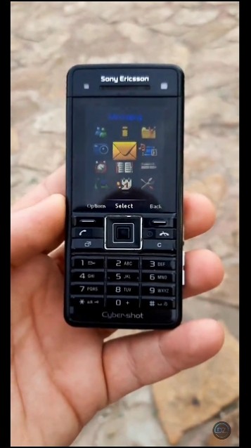 Sony Ericsson c902 - Téléphones & Objets connectés