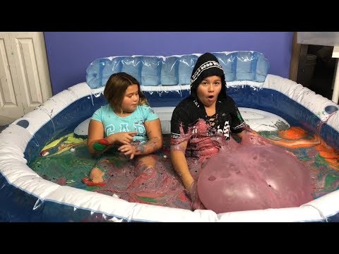 mixing-all-our-giant-slimes-in-a-pool---giant-slime-smoothie