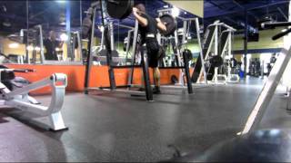 Squatting 315 x 10