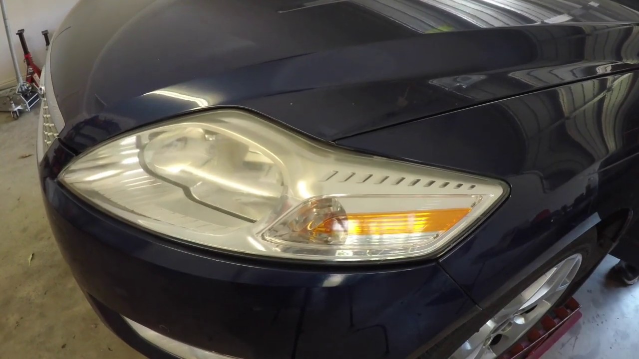 How to replace Headlights bulbs on a Mk 4 Ford Mondeo 20072013 YouTube