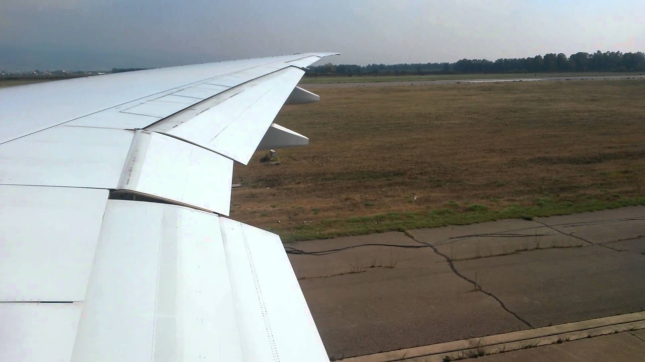 Emirates B777-200 LR take off From Algiers