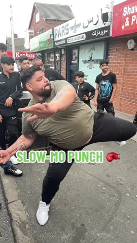 He gave it his all 😂😂 #shorts (via hardhitterzuk/TT)