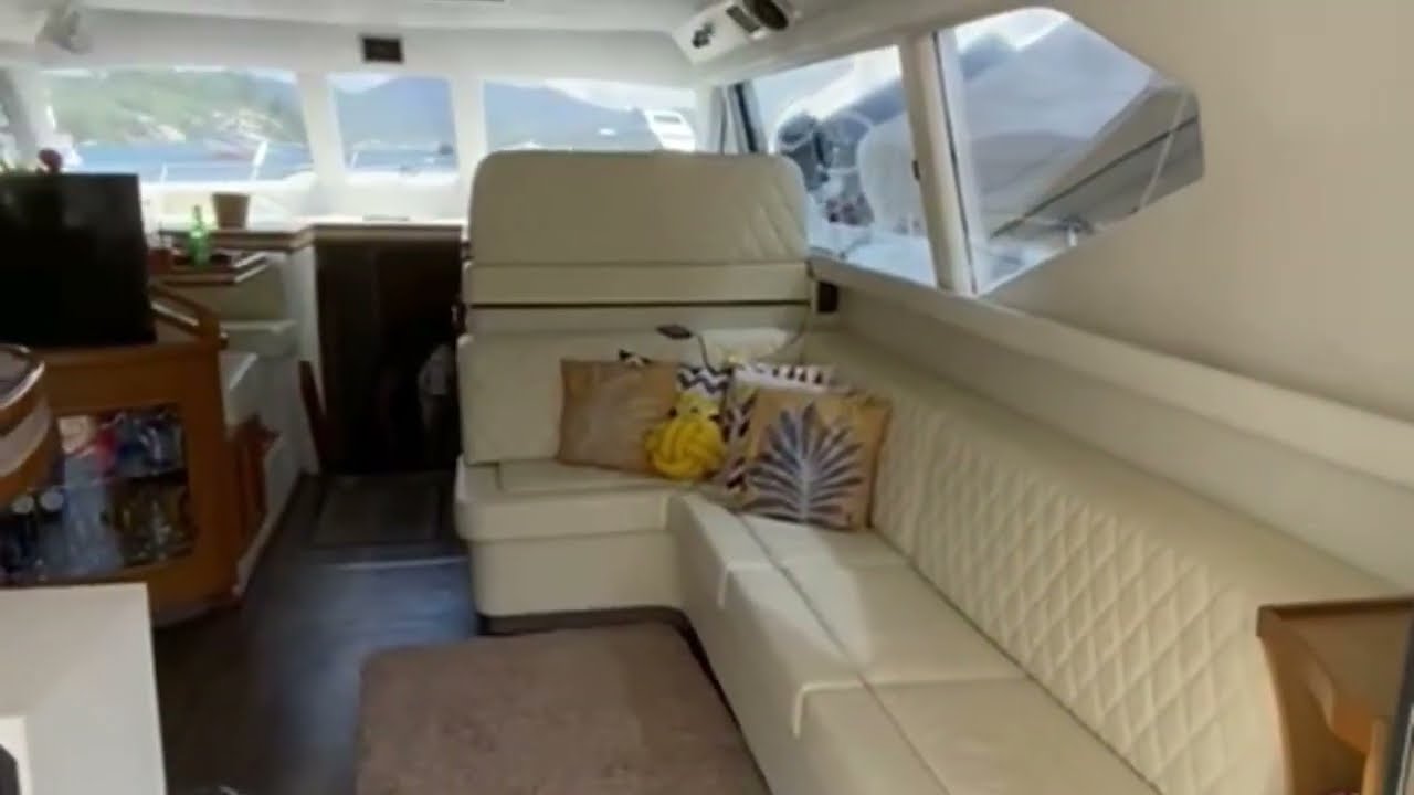 Vídeo da lancha Rio Star 560