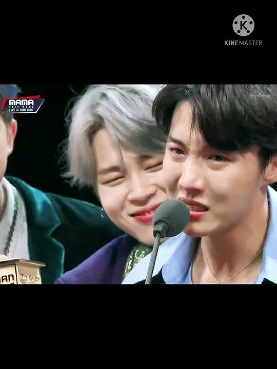 jhope crying 😢and jimin hugging jhope 💜