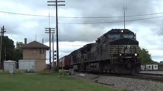 NS 9373 at Rondout, IL