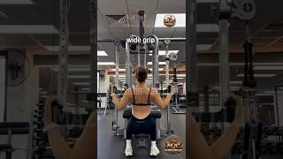 Lat Pulldown Mistake: Galat Grip Se Workout Barbaad! 😱 #lats #shorts #gymmotivation #ytshorts