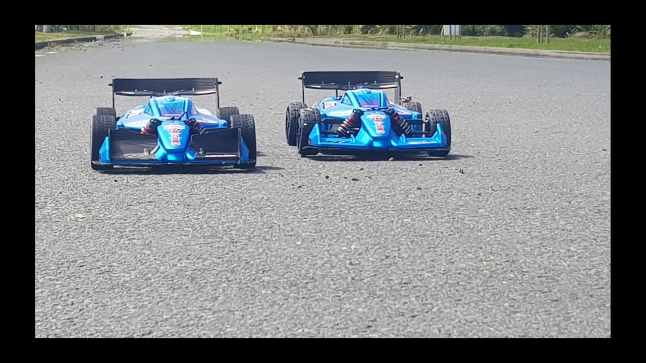 ARRMA LIMITLESS vs ARRMA LIMITLESS...go pro view at 164km/hr