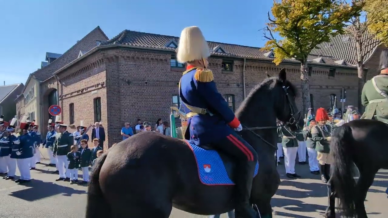 2025 09 28 4  Präsentieren Majestaät