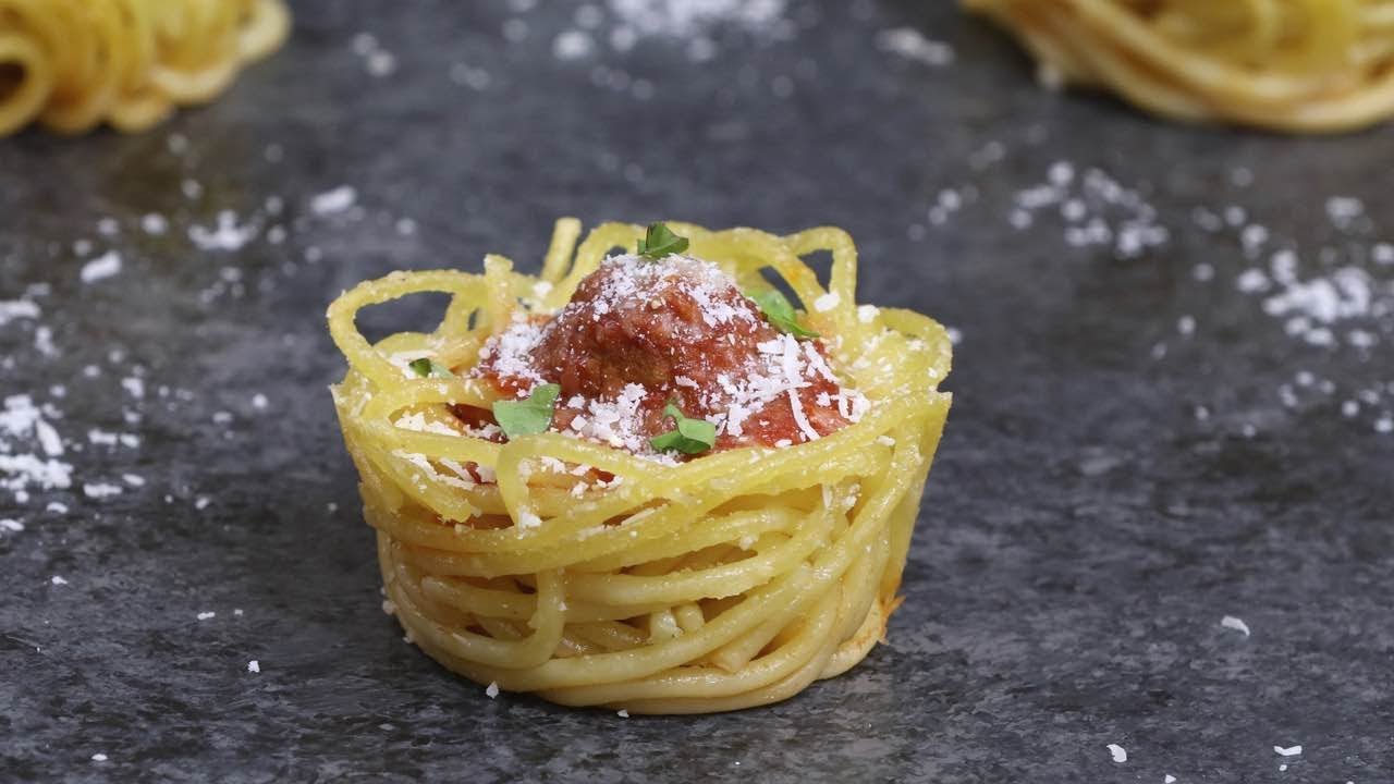 Spaghetti Meatball Cups - YouTube