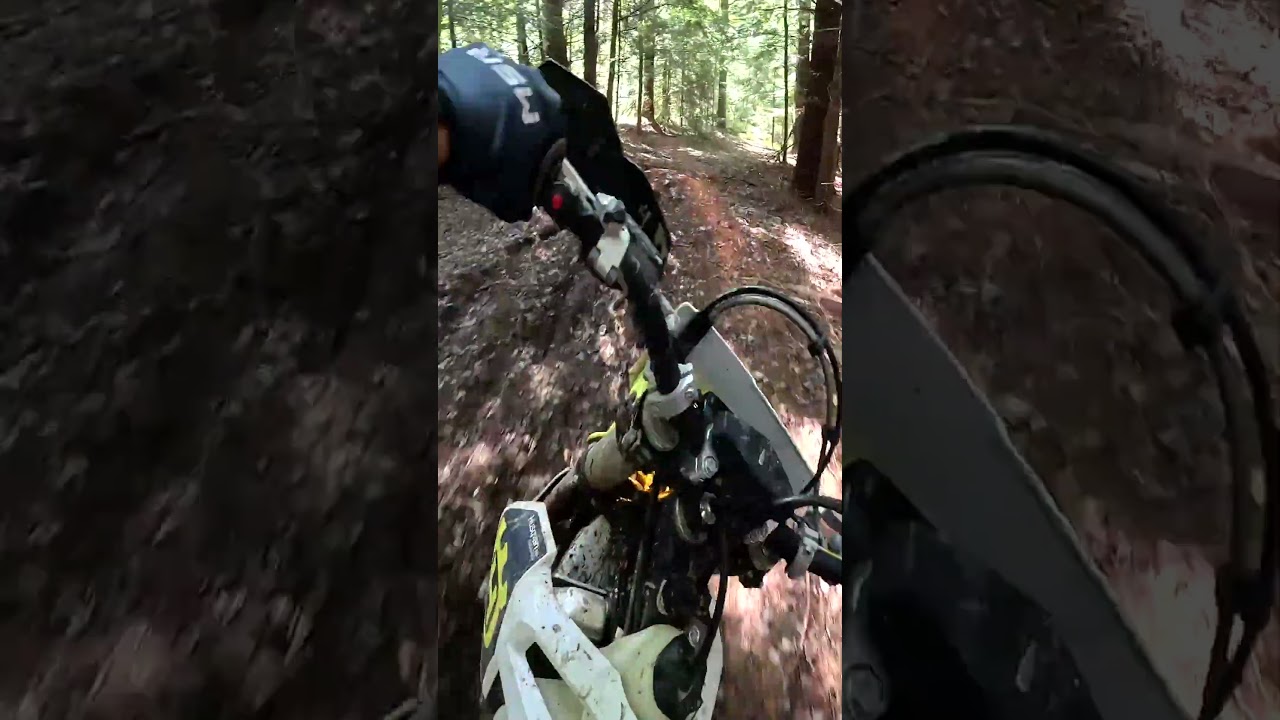 Ripping through the whoops! Husqvarna te150 - 2 stroke dirt bike