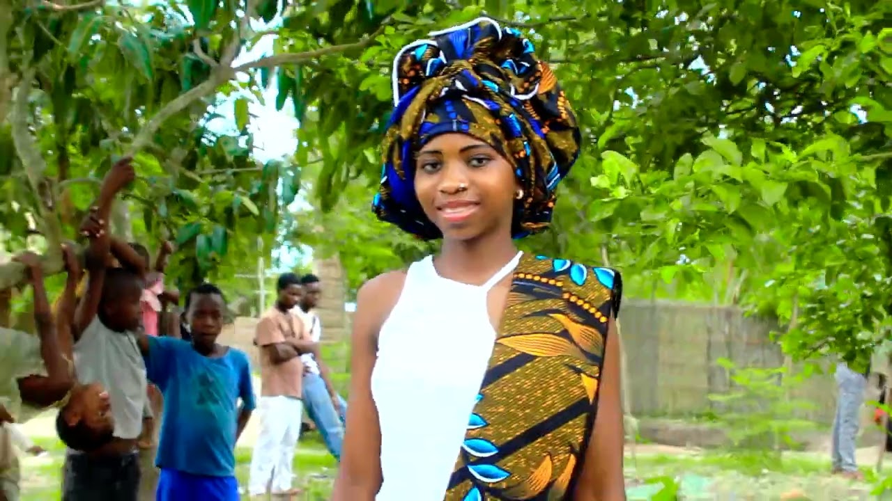 Sux Hilario ft Nest Nikhupy Ekoma ulapone vídeo oficial 2026