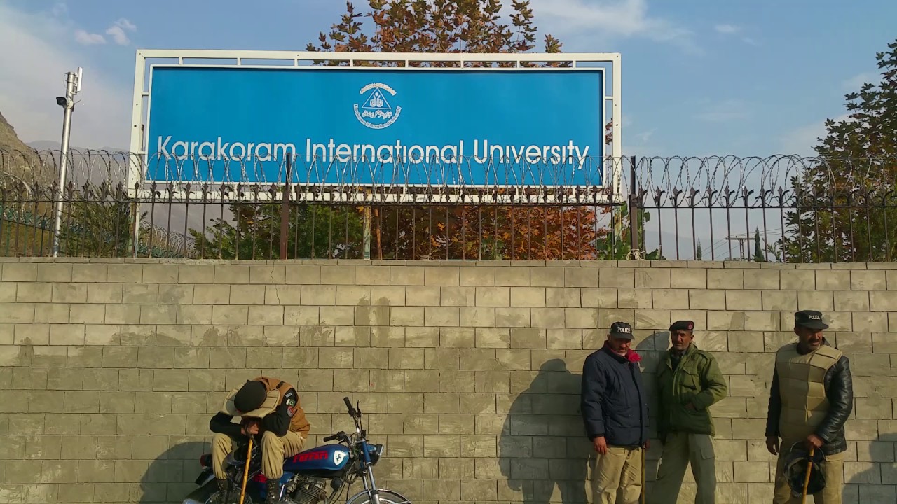 Gilgit yum e Hussain protest(7)