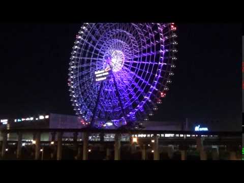 EXPOCITY大観覧車「OSAKA WHEEL」内覧会・夜 観覧車の手前をモノレール