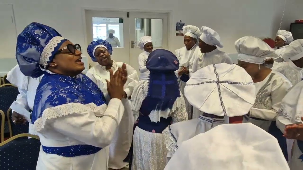 Ariya/ Isoji Before The Sermon. Happy 22nd year anniversary thanksgiving to all the children.