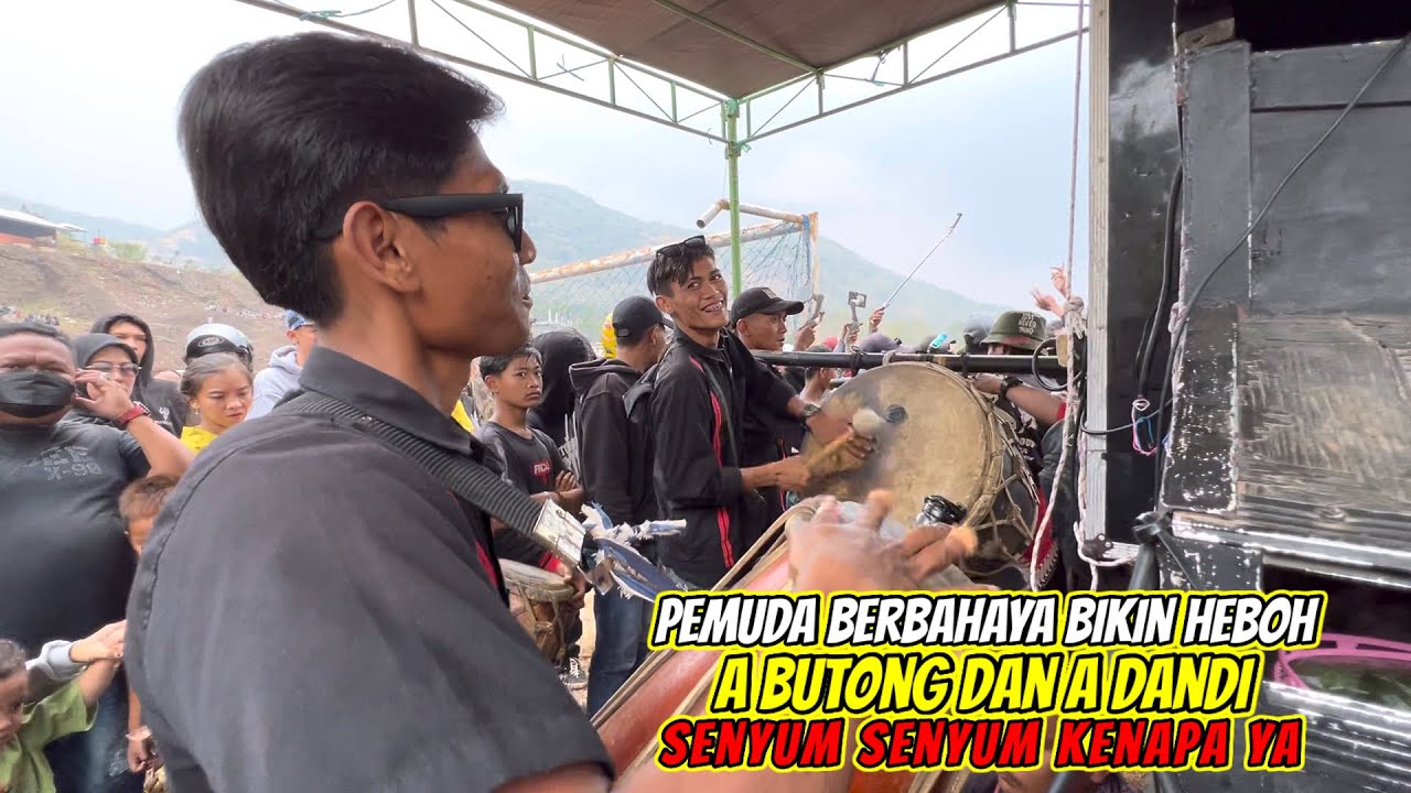Pemuda Berbahaya A Butong & A Dandi Senyum Senyum Kenapa Ya? Cuta Muda Group DiJatiroke