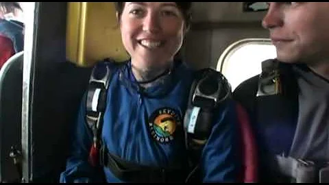 Kimberly Durham SKYDIVES!!