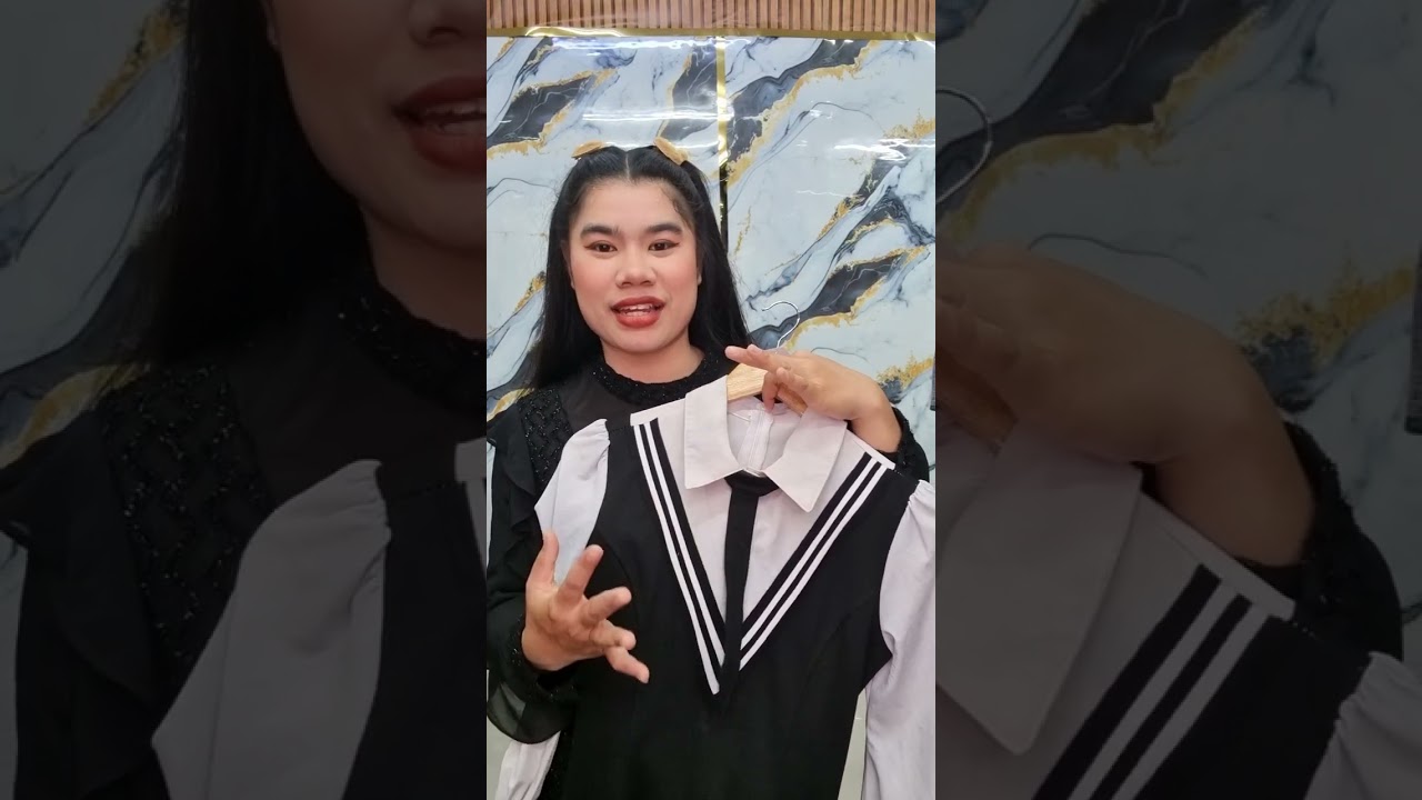 ชุดเดรสราคาตัวละ 100 บาท อก 30 + สนใจโทร 081 771 6210 หรือทาง LINE หาน้องเอ๋ได้เลยจ้า