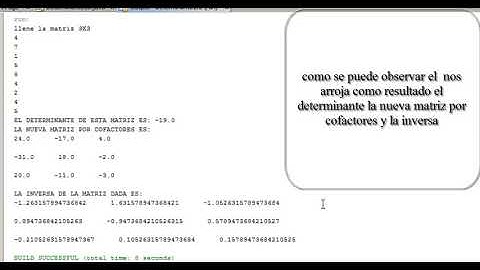 algoritmo para invertir una matriz en java