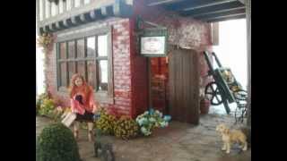 Buns and Roses - A Dollhouse Bakery @angieaug