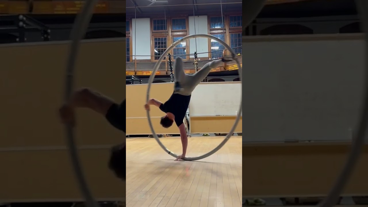 Gravity-Defying Moves: Watch this Acrobatic Dancer Push the Limits!