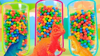 恐竜をカラフルボールの中から発掘？ 色遊び animekids アニメキッズ Colorful Dinosaurs in Many Colorful ball