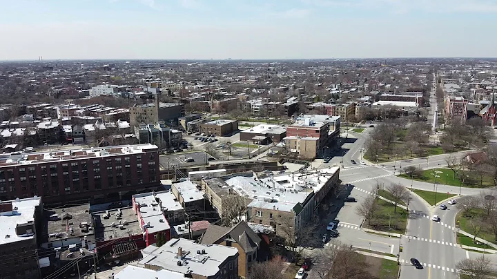 Logan Square Monument Noon