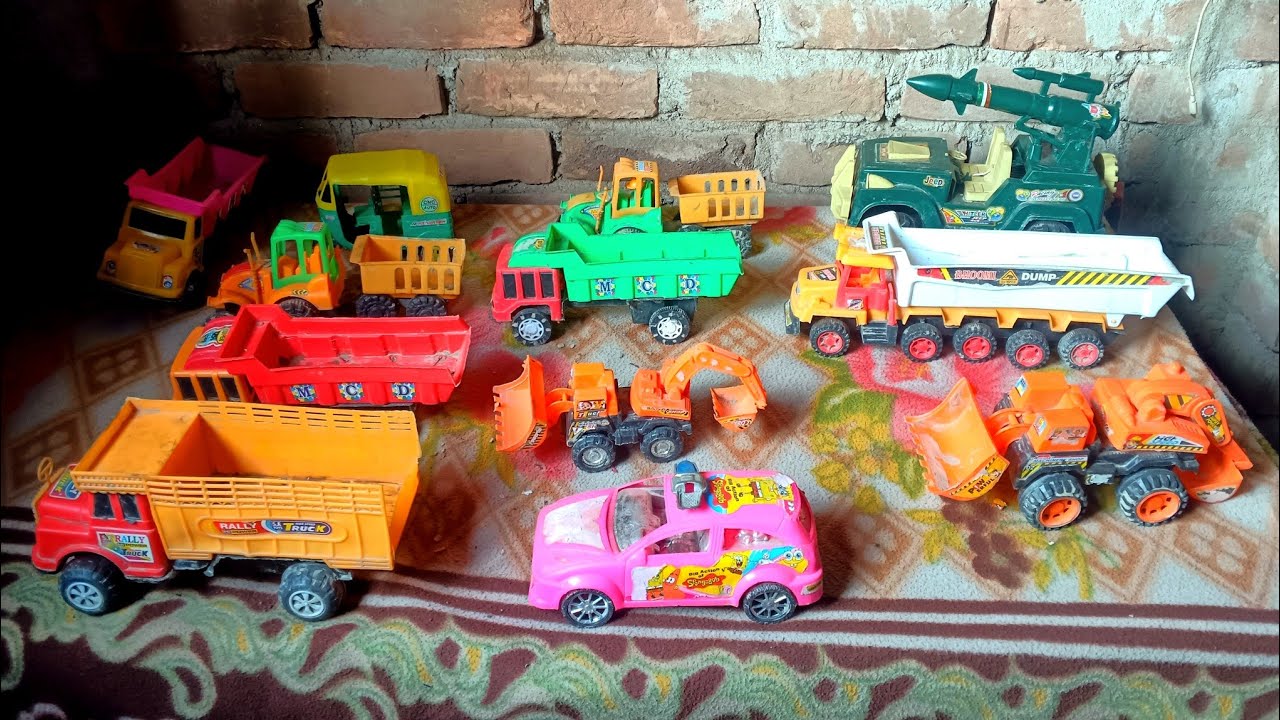 World’s Smallest RC Cars Rescue Big RC 4X4 Car - Chatpat toy TV