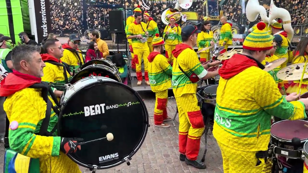 La Riva che Spaca Balerna - Einmarsch II - Schaffhauser Guggenchilbi 2025