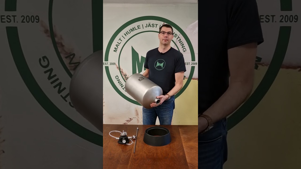 Magnus visar MiniUni från Brewtools