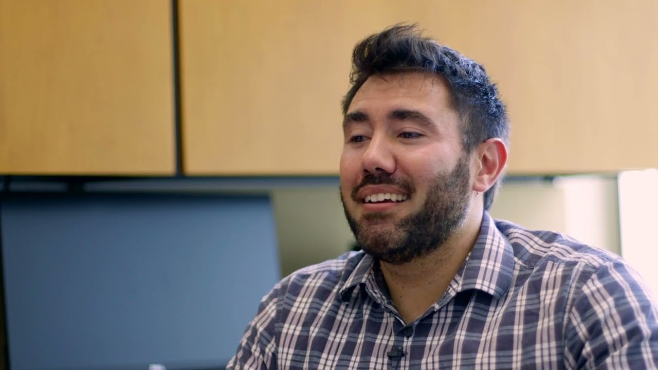 USC Stem Cell scientist Thomas Lozito looks to lizards in hopes of healing humans