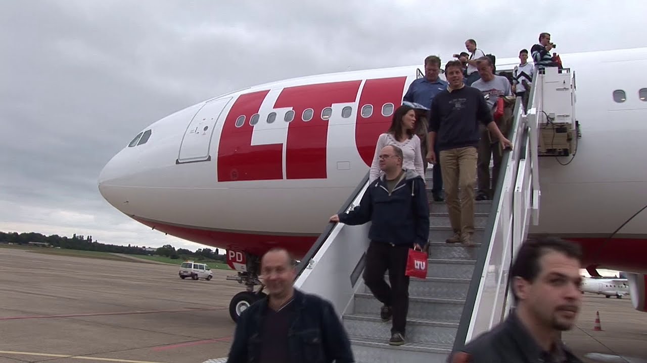 THE SIGHT & THE SOUND 3/3 : Farewell flight LTU A330 D-ALPD from Berlin-Tempelhof to Dusseldorf