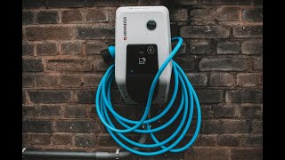 Renoenergy Installe 107 Panneaux Photovoltaïques Et 3 Bornes Chez Albinète