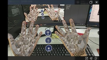 MRTK Render from PV Camera (Align holograms)