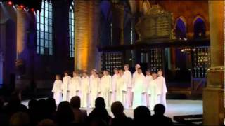 Miniatura de vídeo de "Libera - Adoramus (Angel Voices Libera in Concert)"