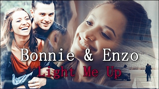 Bonnie & Enzo || Light Me Up [+8x11] Resimi